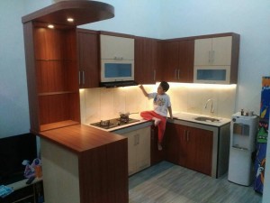 Harga kitchen set minimalis di kota Malang